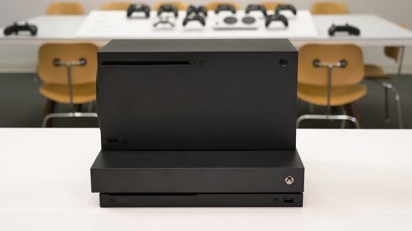Настоящий монстр: Microsoft раскрыла полные технические характеристики Xbox Series X и показала быстрые загрузки